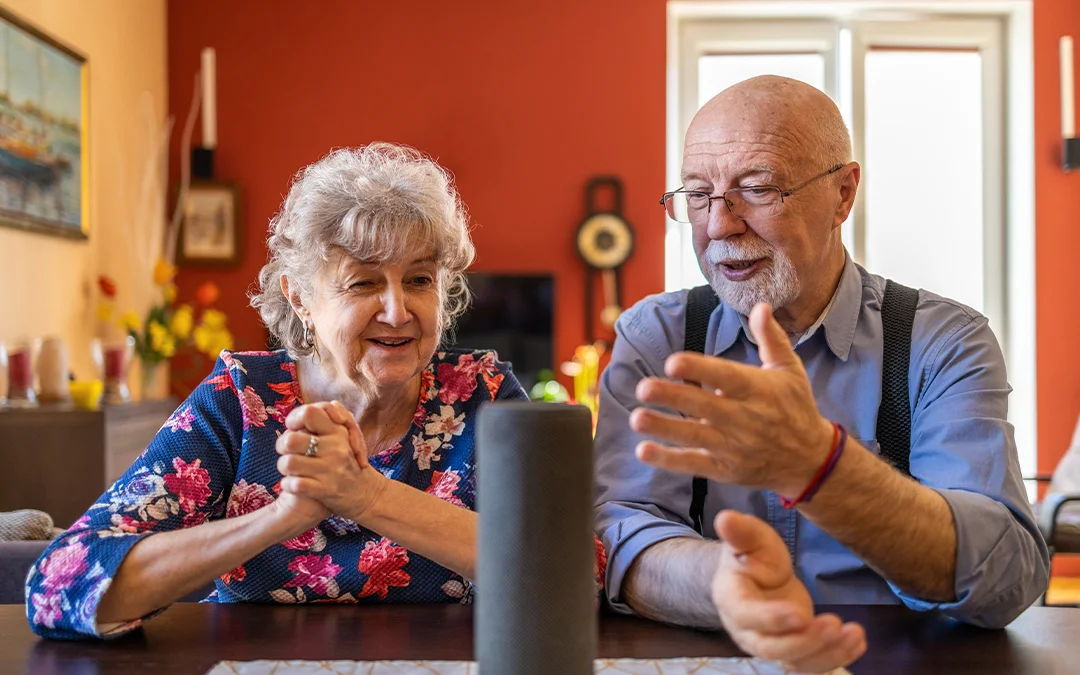 Una coppia di nonni prova Alexa